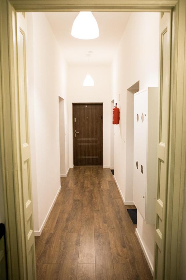 Apartment Petite Visite No 18a I 18b *