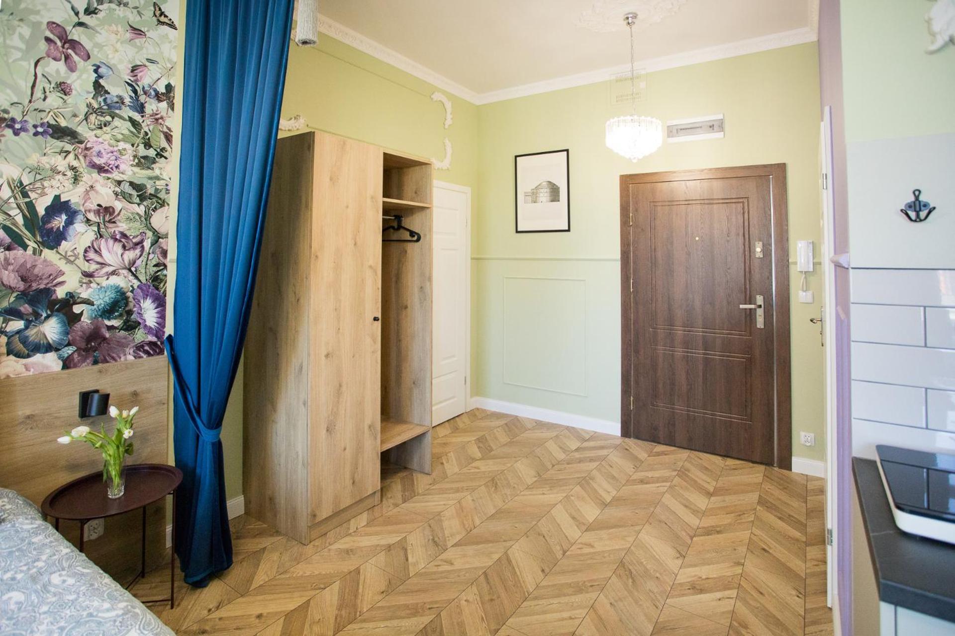 Apartment Petite Visite No 18a I 18b *
