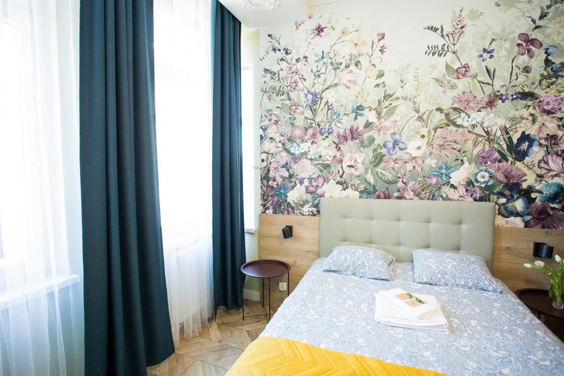 Petite Visite No 18a I 18b *